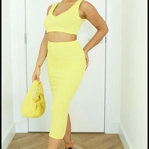Super cute set!! Never been worn
